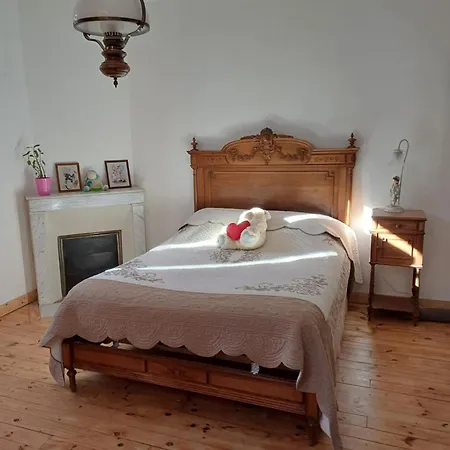 E Lu Chantauziau منزل للإقامة *