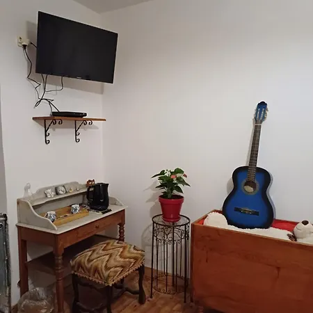 Homestay E Lu Chantauziau La Monnerie-le Montel